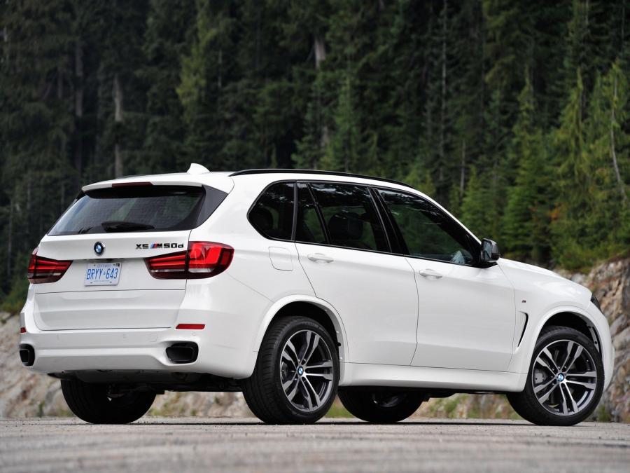  BMW X5 M50d 2013 года  (фото 2 из 12)